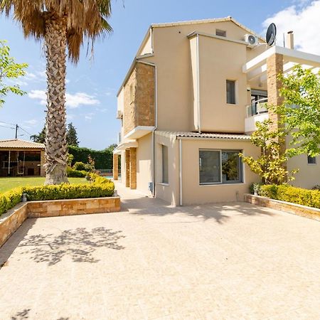 Nefeli & Dina Villas By Diomedes Group ネア・ムダニア エクステリア 写真