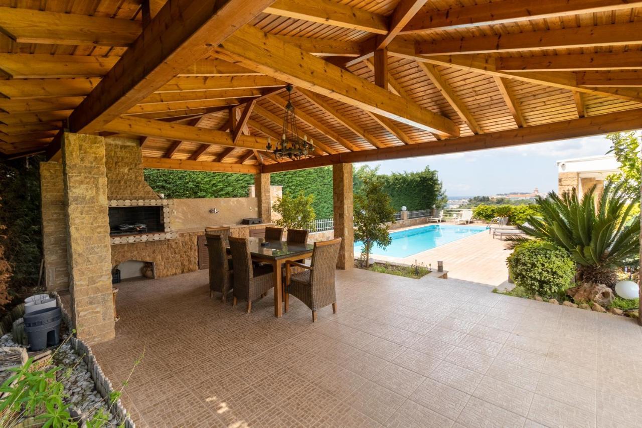 Nefeli & Dina Villas By Diomedes Group ネア・ムダニア エクステリア 写真